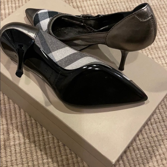 Burberry Metallic shimmer and nickel pumps size 36 - Picture 2 of 5